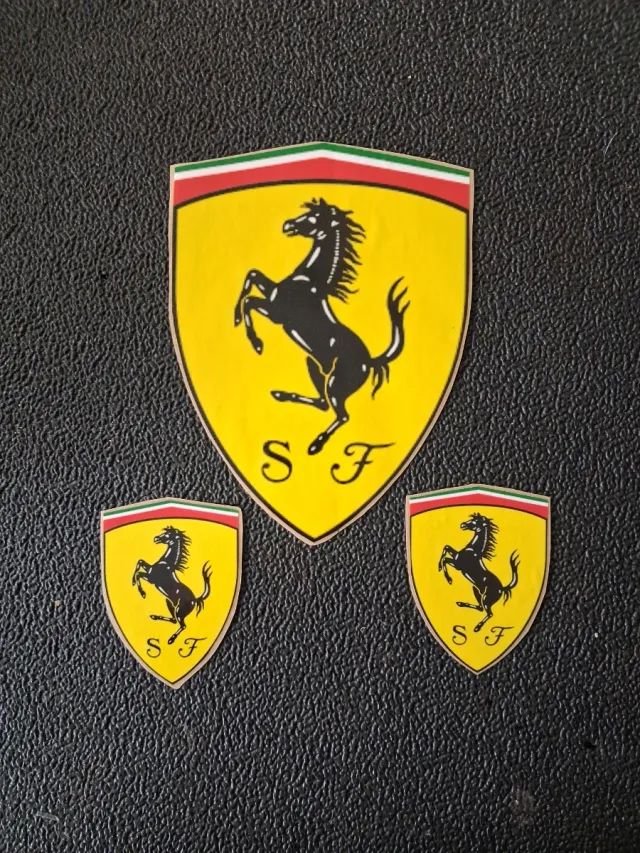 Adesivi Ferrari Scuderia SF