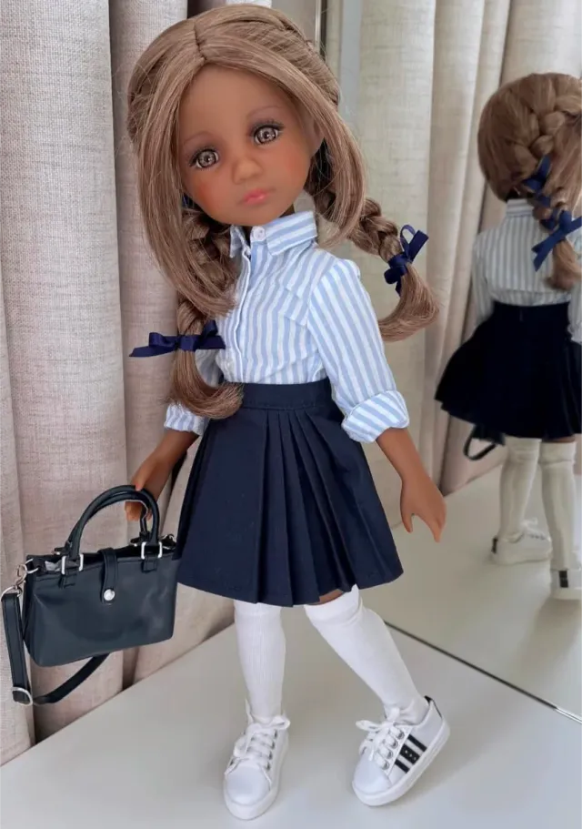 Muñeca Ruby Red Fashion Friends LE Navidad Grace