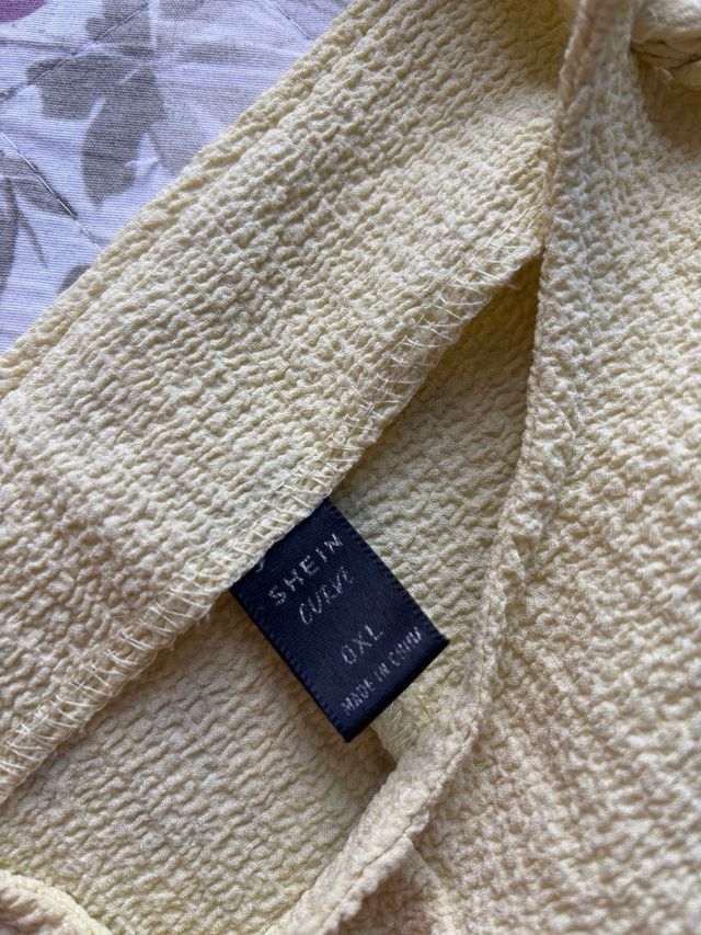 Mono corto amarillo SHEIN