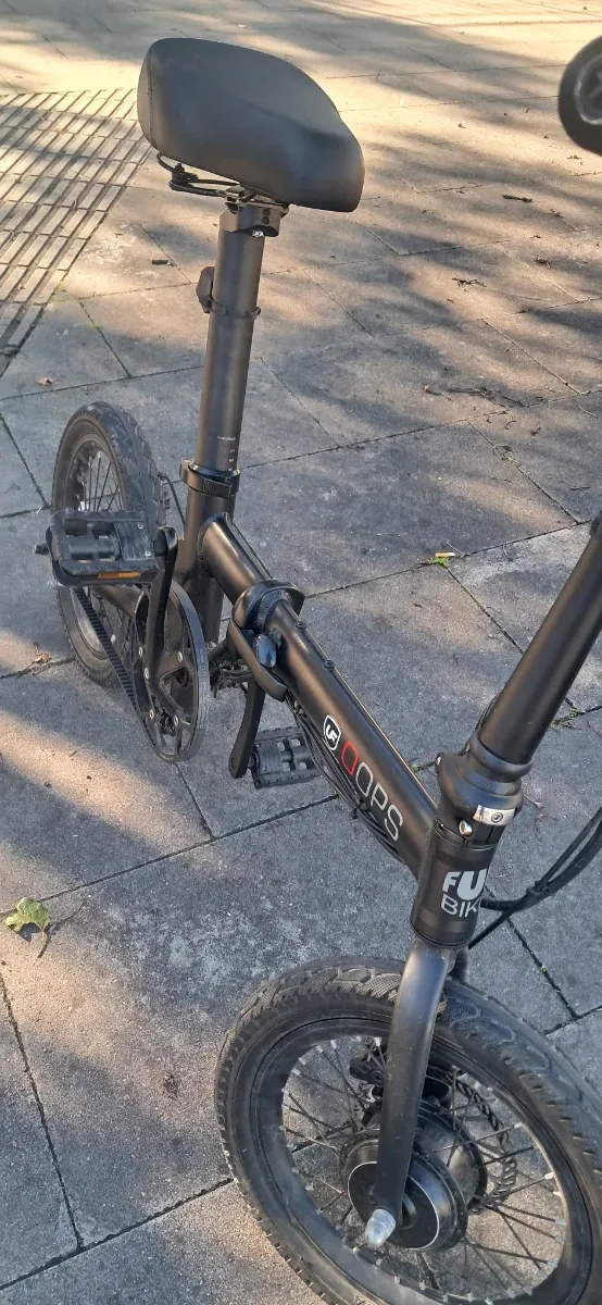 Bicicleta Eléctrica Plegable Negra