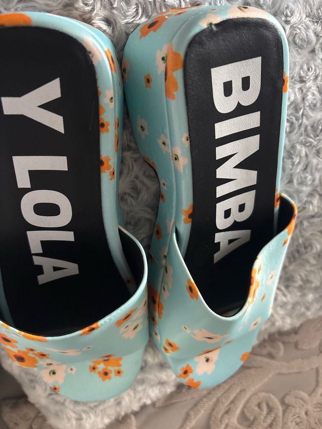 Sandalias Bimba y Lola Florales