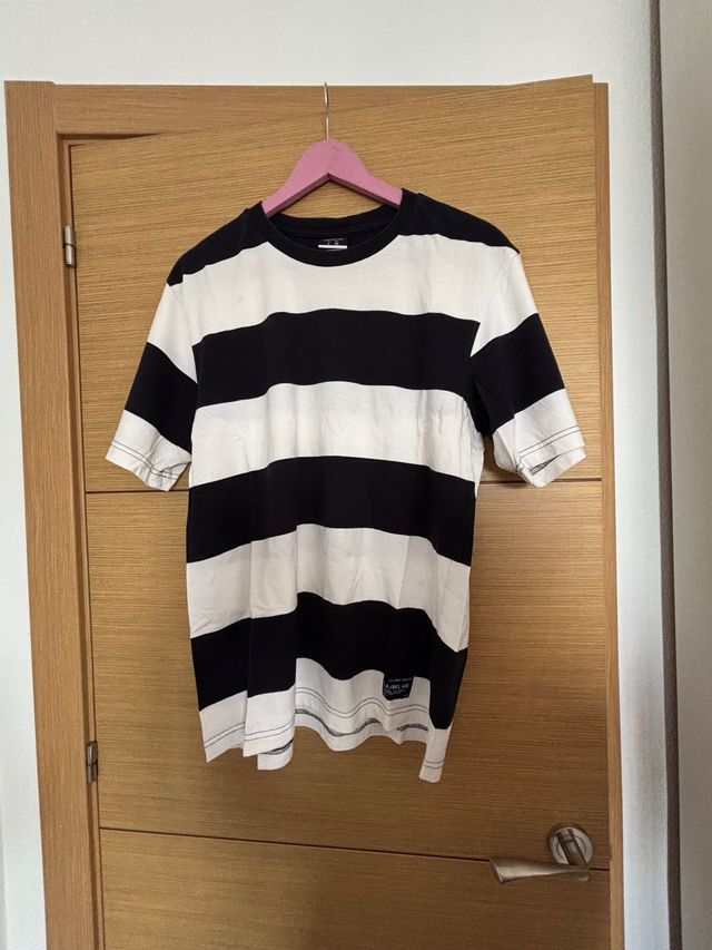 Camiseta Lefties Rayas Negras y Blancas