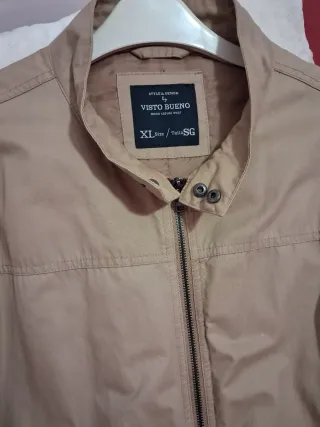 Cazadora hombre beige nueva. Talla XL o SG.