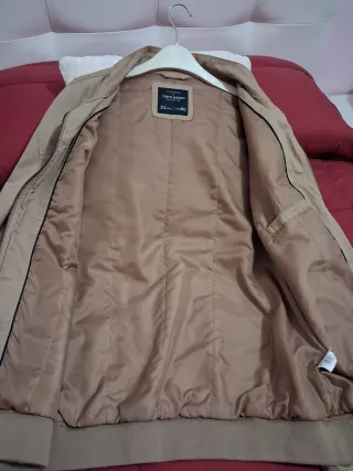 Cazadora hombre beige nueva. Talla XL o SG.