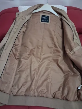 Cazadora hombre beige nueva. Talla XL o SG.