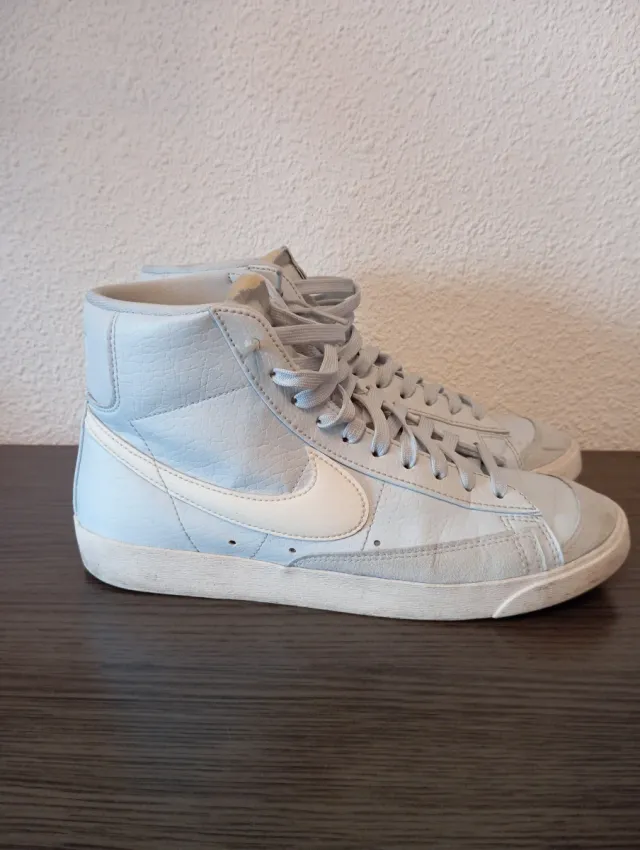 Nike Blazer Mid