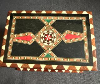 Caja marquetería la Fuente de los Leones Granada