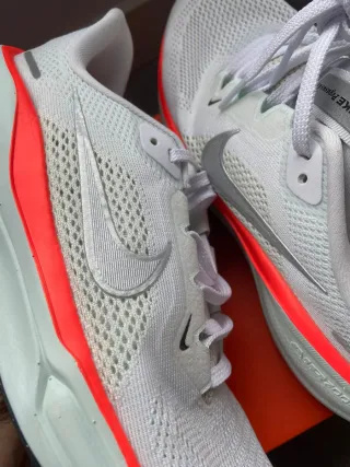 Nike Pegasus 41 running, SIN ESTRENAR Talla 39.