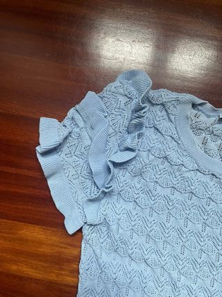 Camiseta Zara punto calado azul