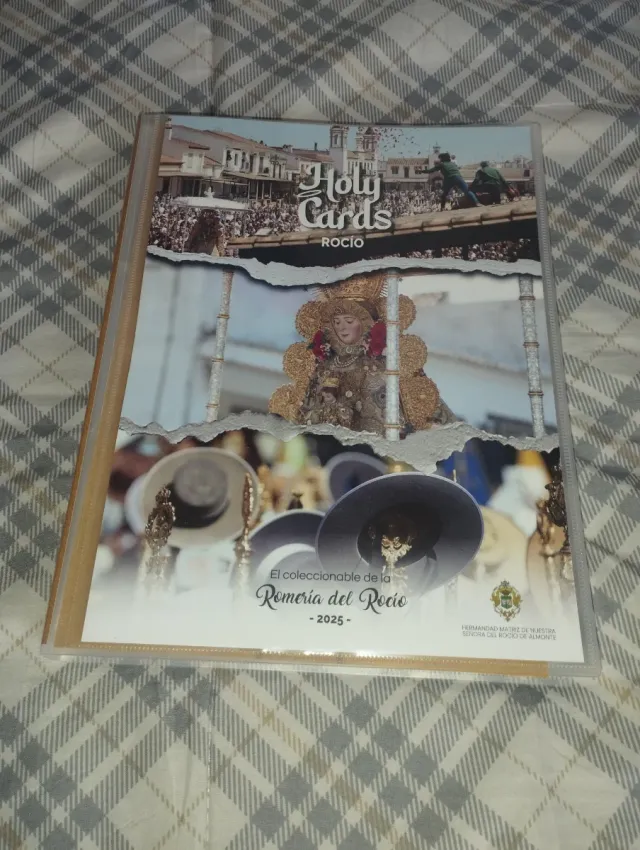 Álbum Holy Cards Rocío 2025 CASI COMPLETO
