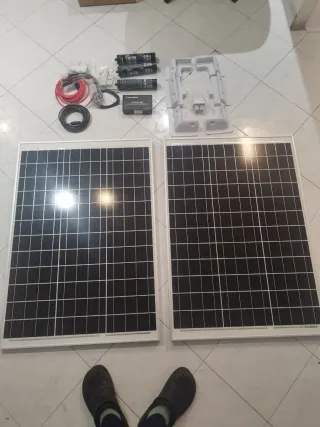 Kit Solar Camper,Cada placa solar mide 96cm x 67cm