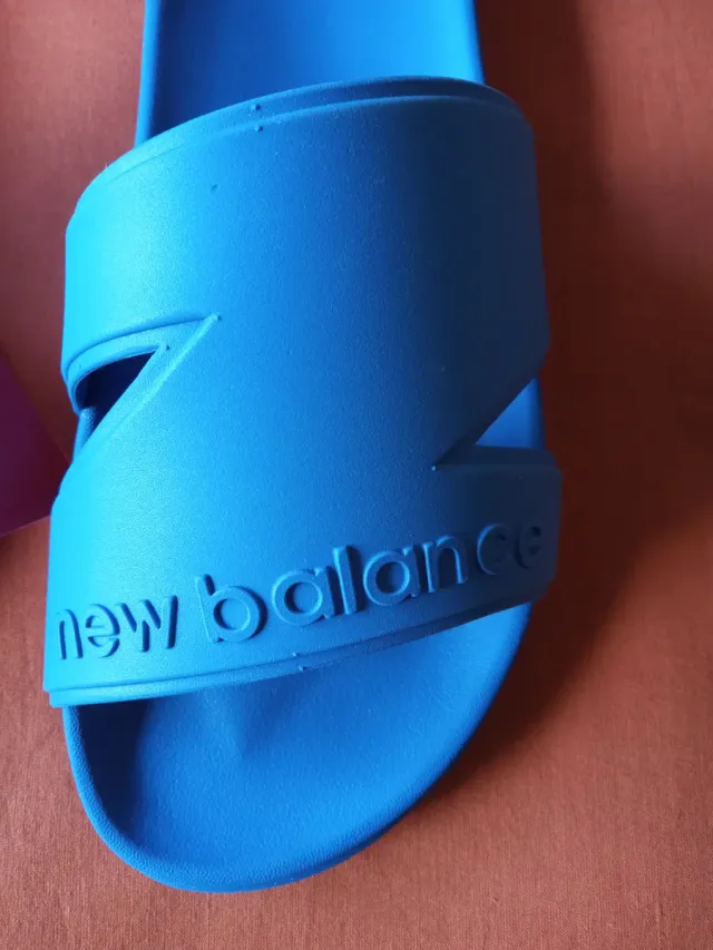 Chanclas New Balance Unisex Azul nuevas