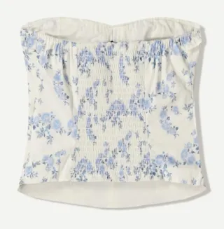Top floral blanco y azul