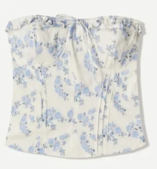 Top floral blanco y azul