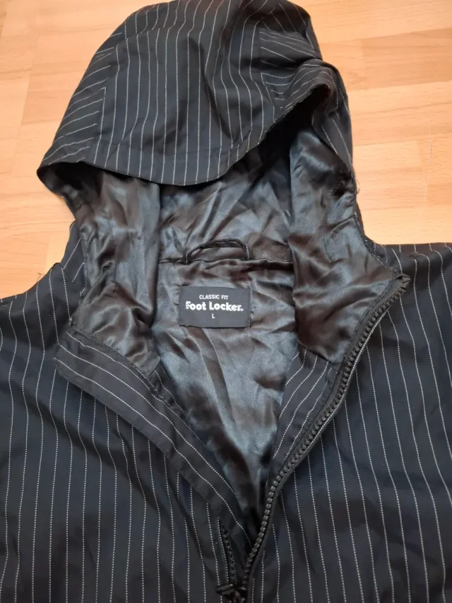 Chaqueta Foot Locker Talla L Rayas