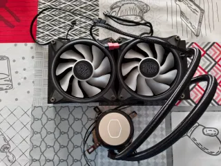 i7 12700kf + Gigabyte Z690 UD DDR4 + 32gb RAM