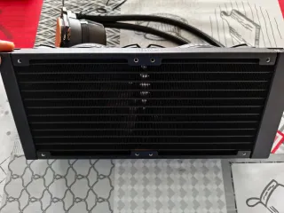 i7 12700kf + Gigabyte Z690 UD DDR4 + 32gb RAM