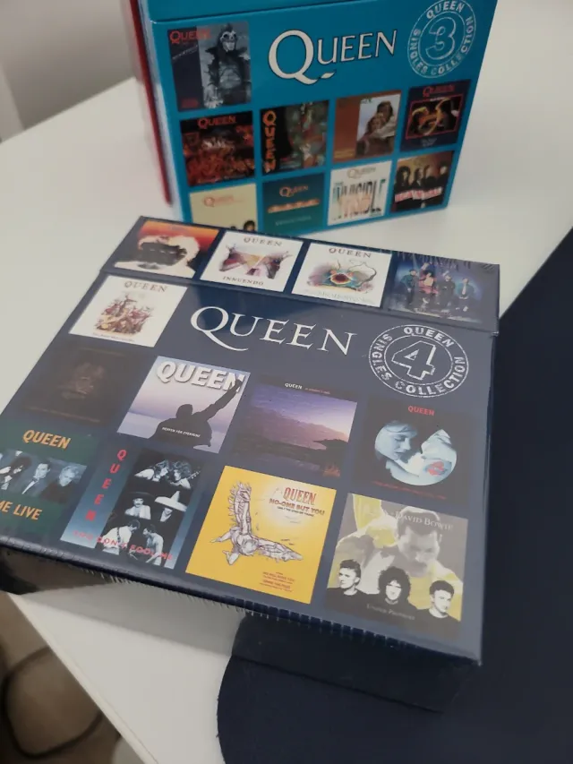 Queen Singles Collection Vol. 1-4