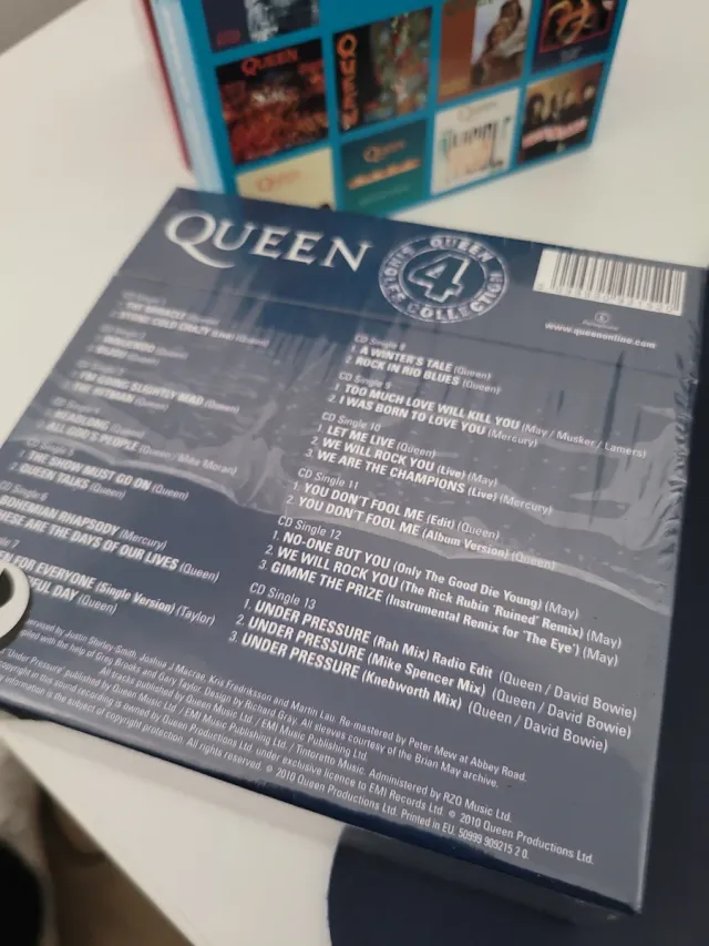 Queen Singles Collection Vol. 1-4