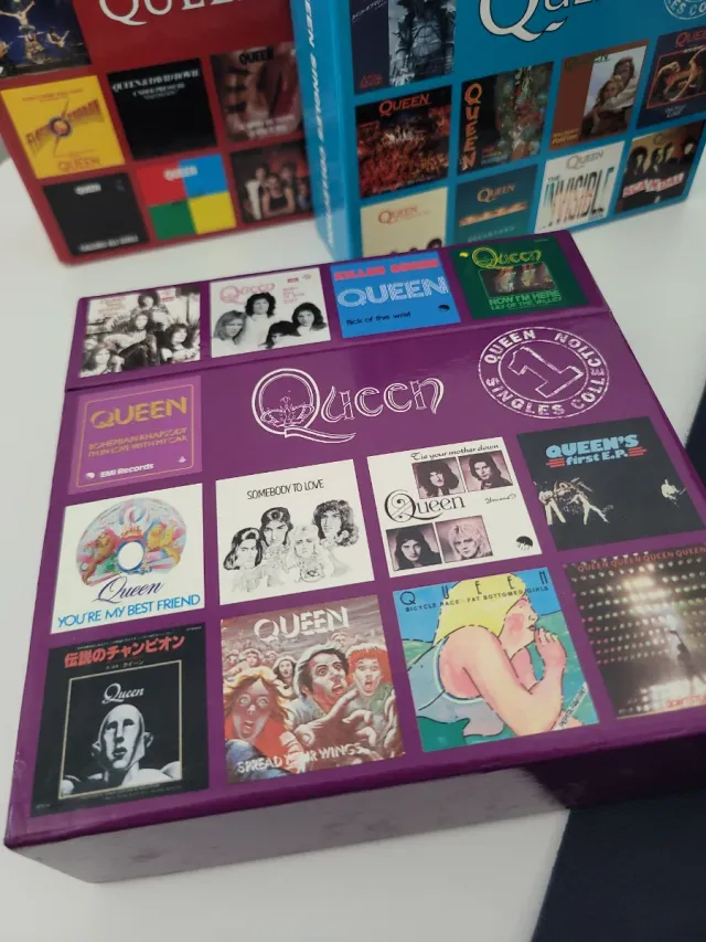 Queen Singles Collection Vol. 1-4