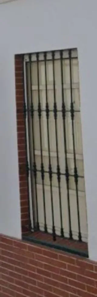 Reja de hierro para ventana