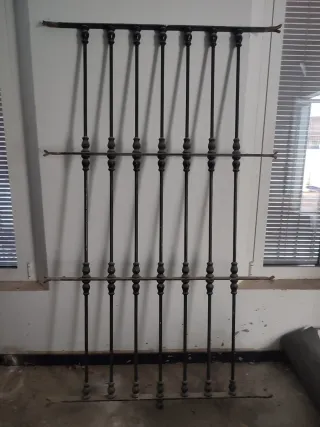 Reja de hierro para ventana