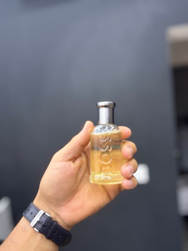 Perfume Boss Dorado y Plateado