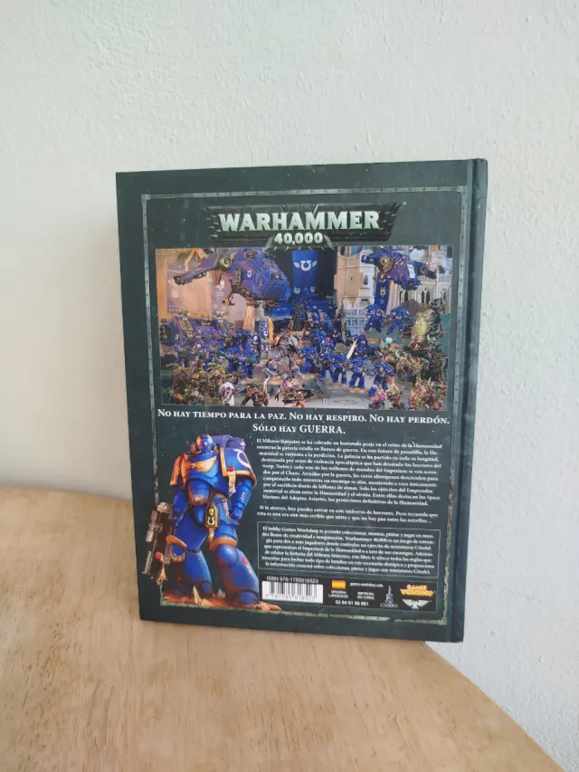 Manuale Warhammer 40k 8ª edizione in spagnolo