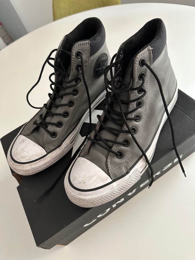Zapatillas Converse grises altas