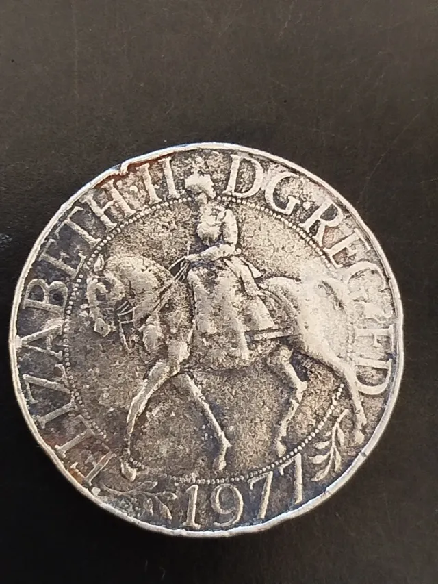 Moneda Inglesa 1977 Reina Isabel II