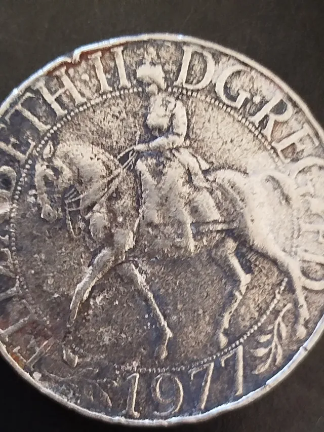 Moneda Inglesa 1977 Reina Isabel II