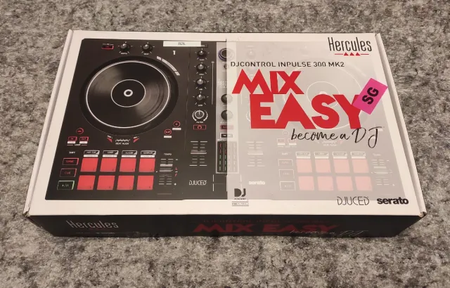 Controladora Hercules DJControl Impulse 300 MK2