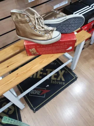 Botas de cuña doradas para hombre
