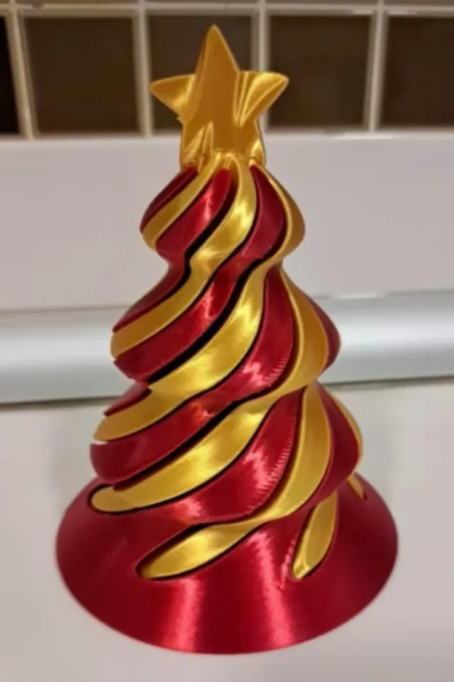 Árbol de Navidad Decorativo Dorado y Rojo