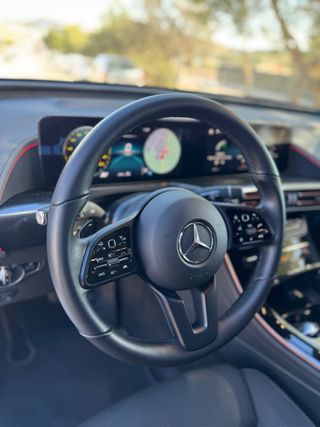 Mercedes-Benz EQC 2022