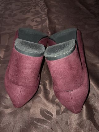 Zapatos tacón mujer antelina color vino