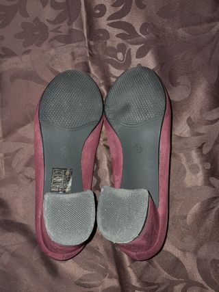 Zapatos tacón mujer antelina color vino
