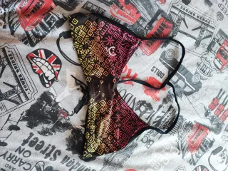 Reggiseno sportivo wiink fantasia tribale Elastico