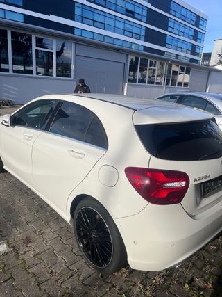 Mercedes-Benz Clase A 2016