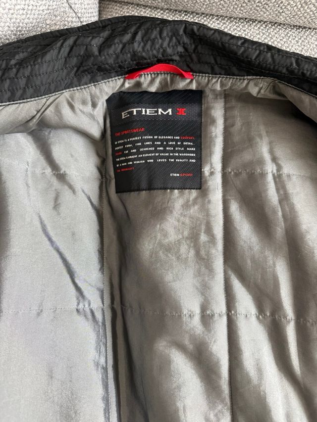 Cazadora Ethiem Negra