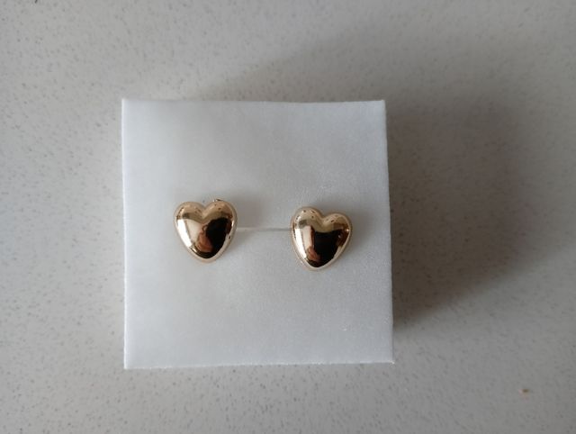 Pendientes Corazón Dorados a estrenar