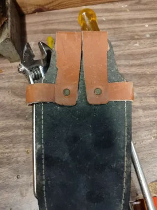 Cinturón portaherramientas de cuero