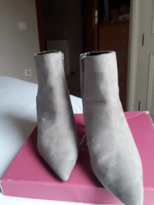 Botines Zara Ante Gris Talla41 Destalonado