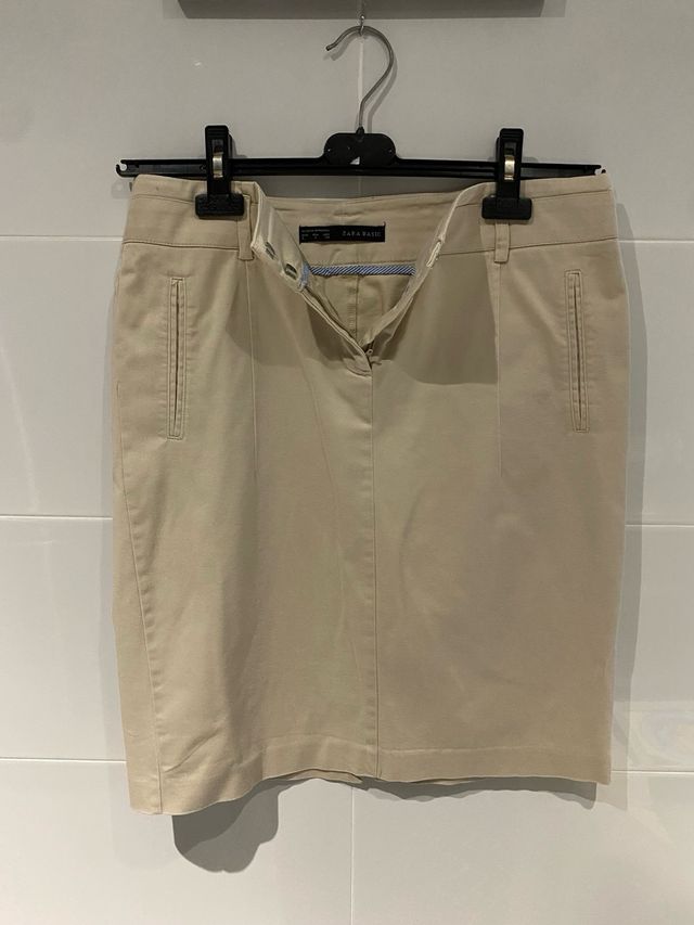 Falda beige de Zara talla L
