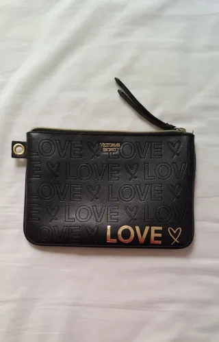 Neceser LOVE de Victoria's Secret