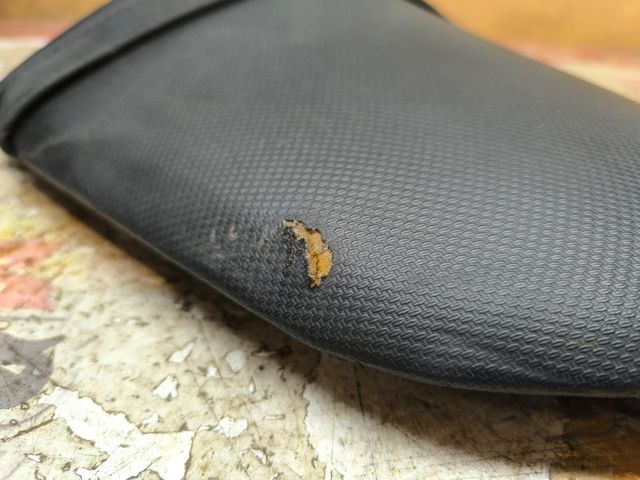 ASIENTO PASAJERO KAWASAKI Z750 07-12 *DESPERFECTO*