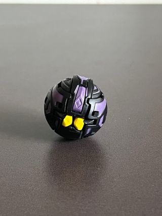 Bakugan Dakus Negro y Morado