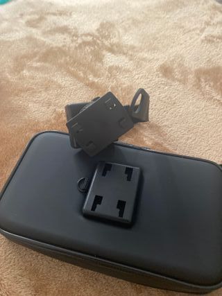 Gafas de sol polarizadas y porta celular de bici