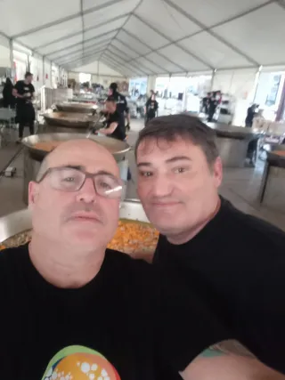 Catering, eventos,paellas , cocina a domicilio