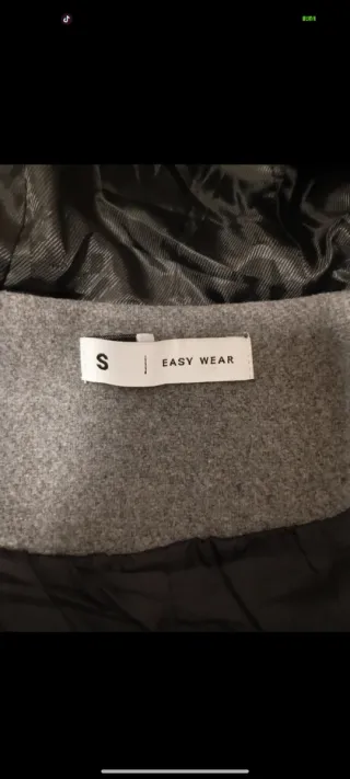 Abrigo paño gris con gorro